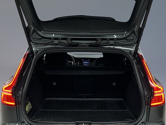 Volvo V60 9 of 15