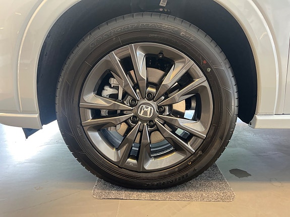 Honda ZR-V 15 of 15