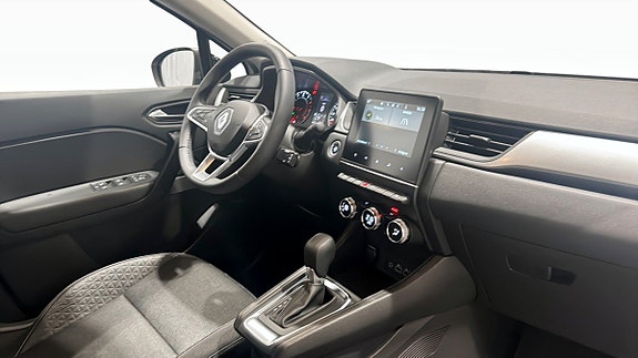 Renault Captur 16 of 26