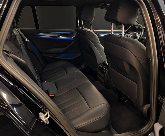 BMW 530e 5 of 7