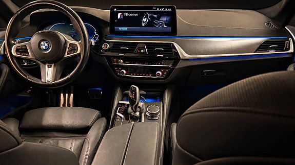 BMW 530e 3 of 7