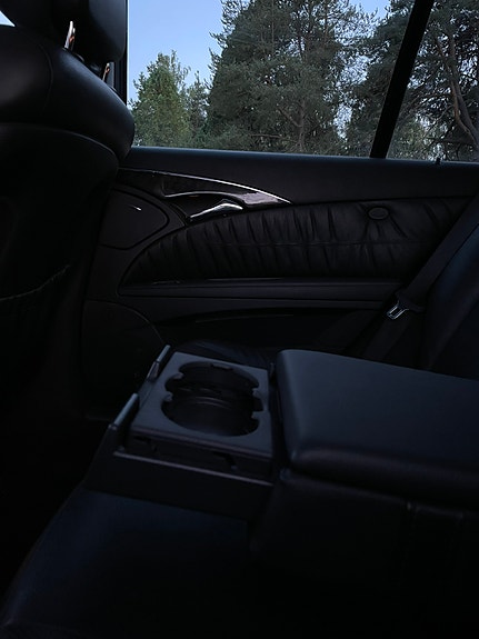 Mercedes-Benz E350 8 of 14