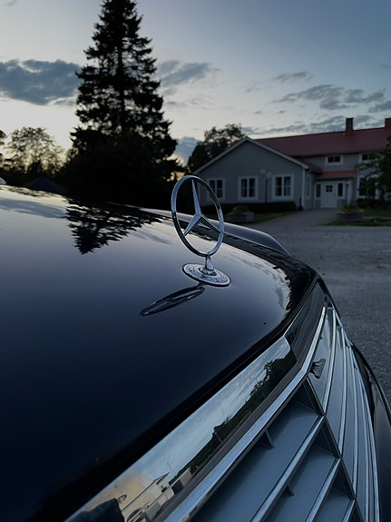 Mercedes-Benz E350 13 of 14