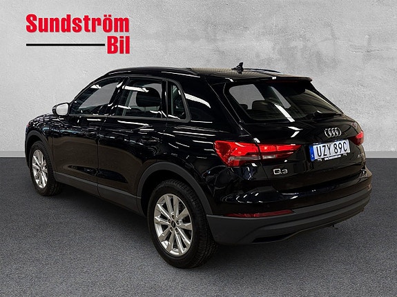 Audi Q3 4 of 25