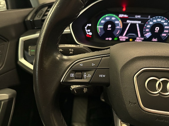 Audi Q3 15 of 25