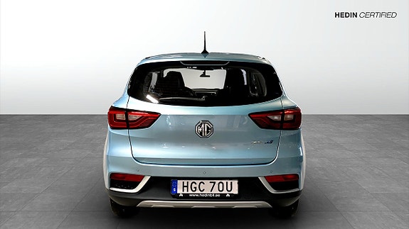 MG ZS 7 of 9