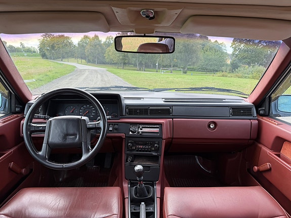 Volvo 740 14 of 30