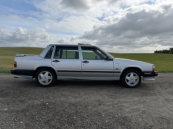 Volvo 740 6 of 30