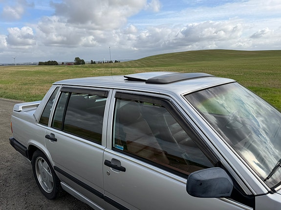 Volvo 740 10 of 30