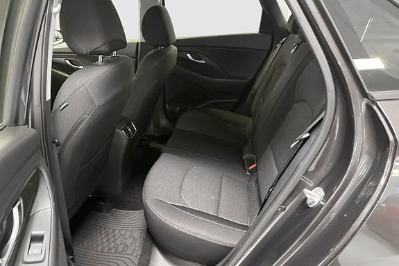 Hyundai i30 8 of 11