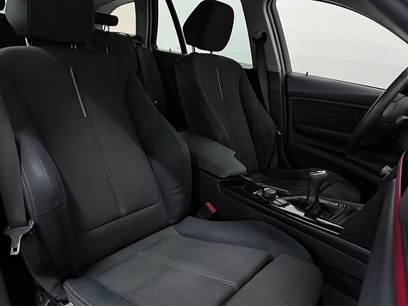 BMW 320d 13 of 25
