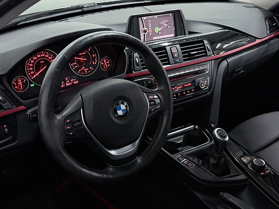 BMW 320d 2 of 25