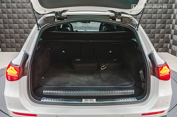 Mercedes-Benz E300 de 6 of 27