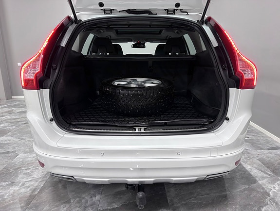 Volvo XC60 29 of 29