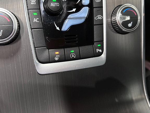 Volvo XC60 19 of 29