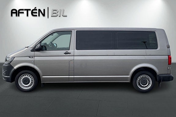 Volkswagen Caravelle 9 of 25
