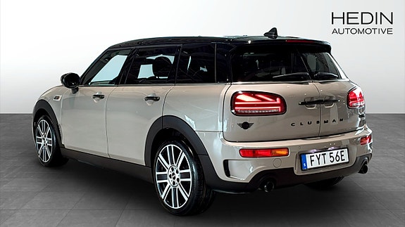 MINI Clubman Cooper S 2 of 9