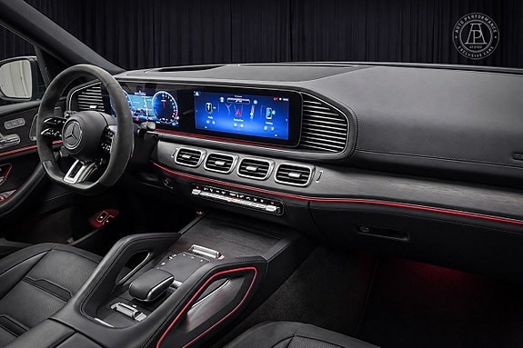 Mercedes-Benz GLE53 9 of 11