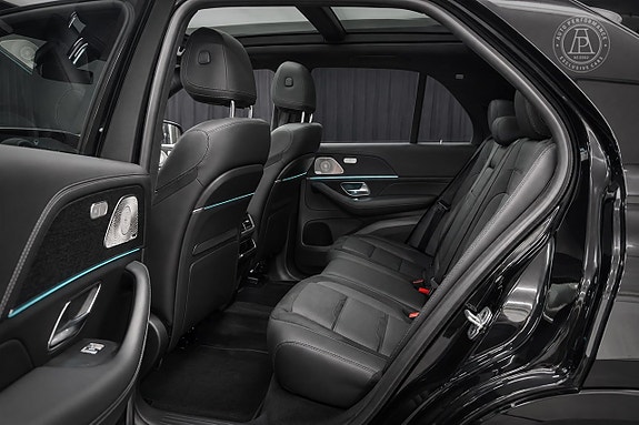 Mercedes-Benz GLE53 10 of 11
