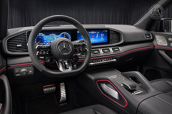 Mercedes-Benz GLE53 7 of 11