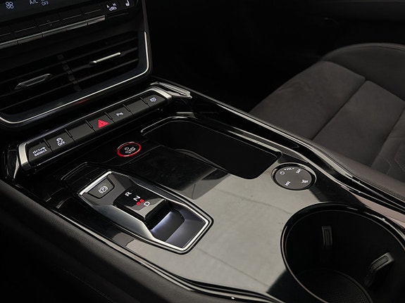 Audi e-tron GT 29 of 30