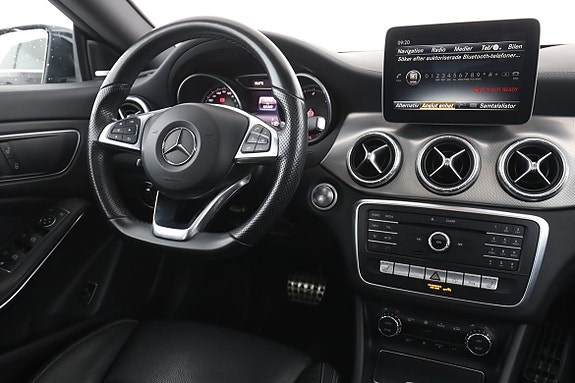 Mercedes-Benz CLA200 14 of 30