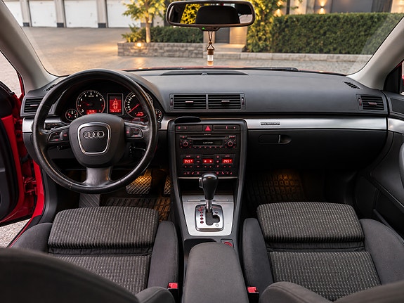 Audi A4 6 of 6