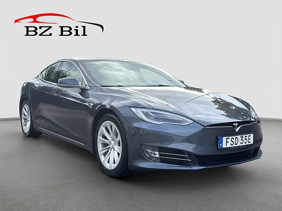 Tesla Model S 8 of 18