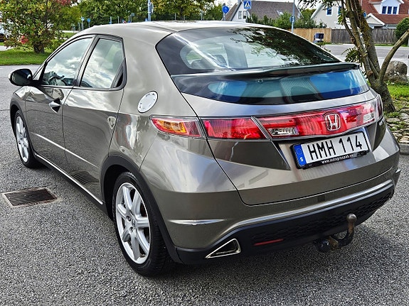 Honda Civic 7 of 14