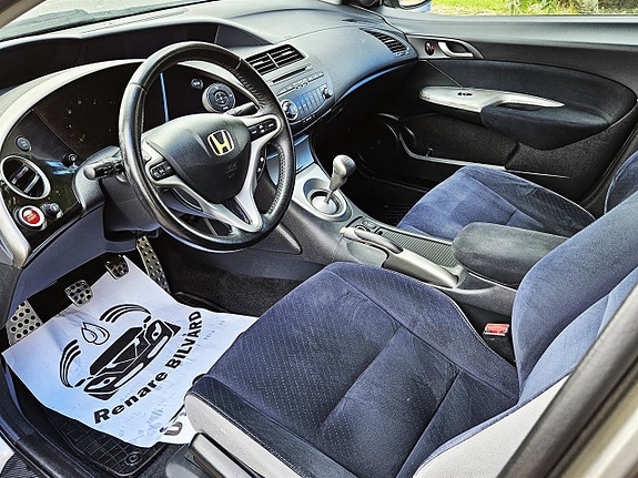 Honda Civic 10 of 14