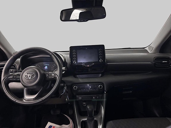 Toyota Yaris 12 of 19