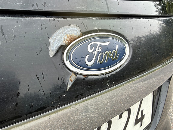 Ford S-MAX 8 of 17