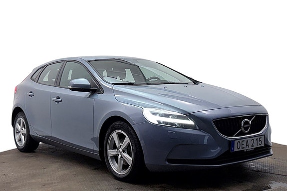 Volvo V40 4 of 27
