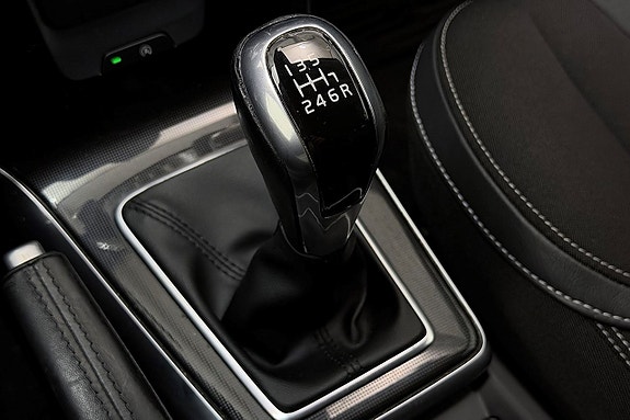 Volvo V40 23 of 27