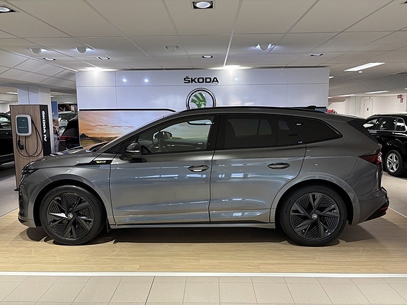 Skoda Enyaq RS 2 of 5