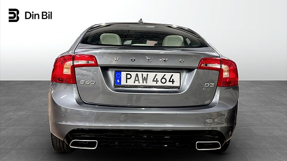 Volvo S60 5 of 12