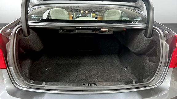 Volvo S60 12 of 12