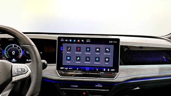 Volkswagen Passat 10 of 23