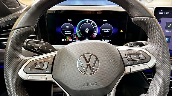Volkswagen Passat 20 of 23