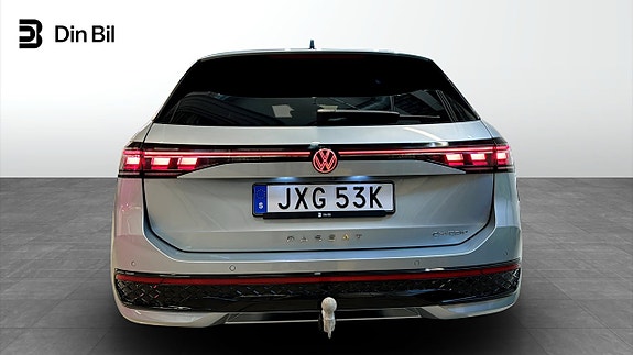 Volkswagen Passat 5 of 23