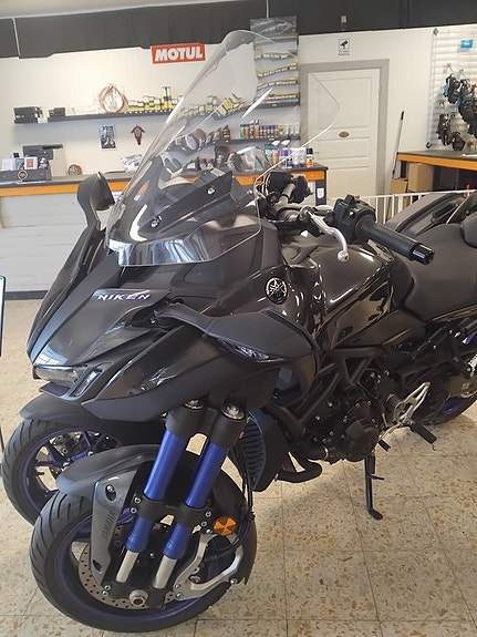Yamaha Niken 2 of 5