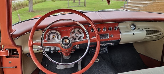 Chrysler Windsor 6 of 10
