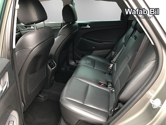 Hyundai Tucson 9 of 14