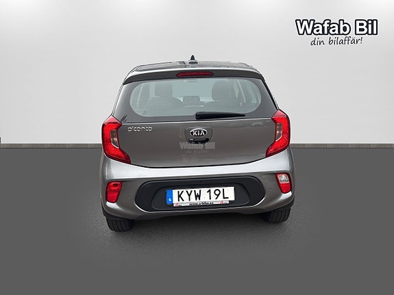 Kia Picanto 5 of 16