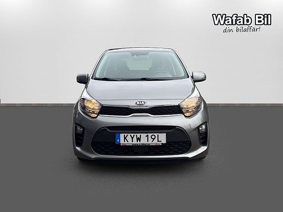Kia Picanto 2 of 16