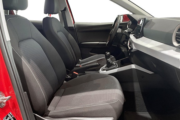 Seat Arona 13 of 23