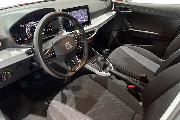 Seat Arona 11 of 23