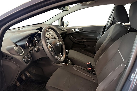 Ford Fiesta 9 of 15