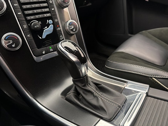 Volvo XC60 20 of 27