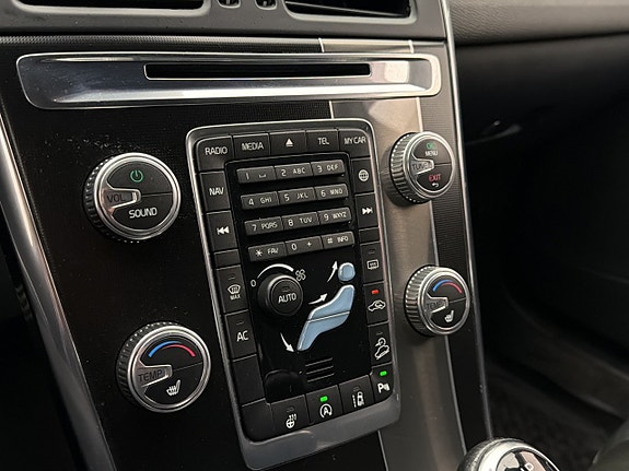 Volvo XC60 19 of 27